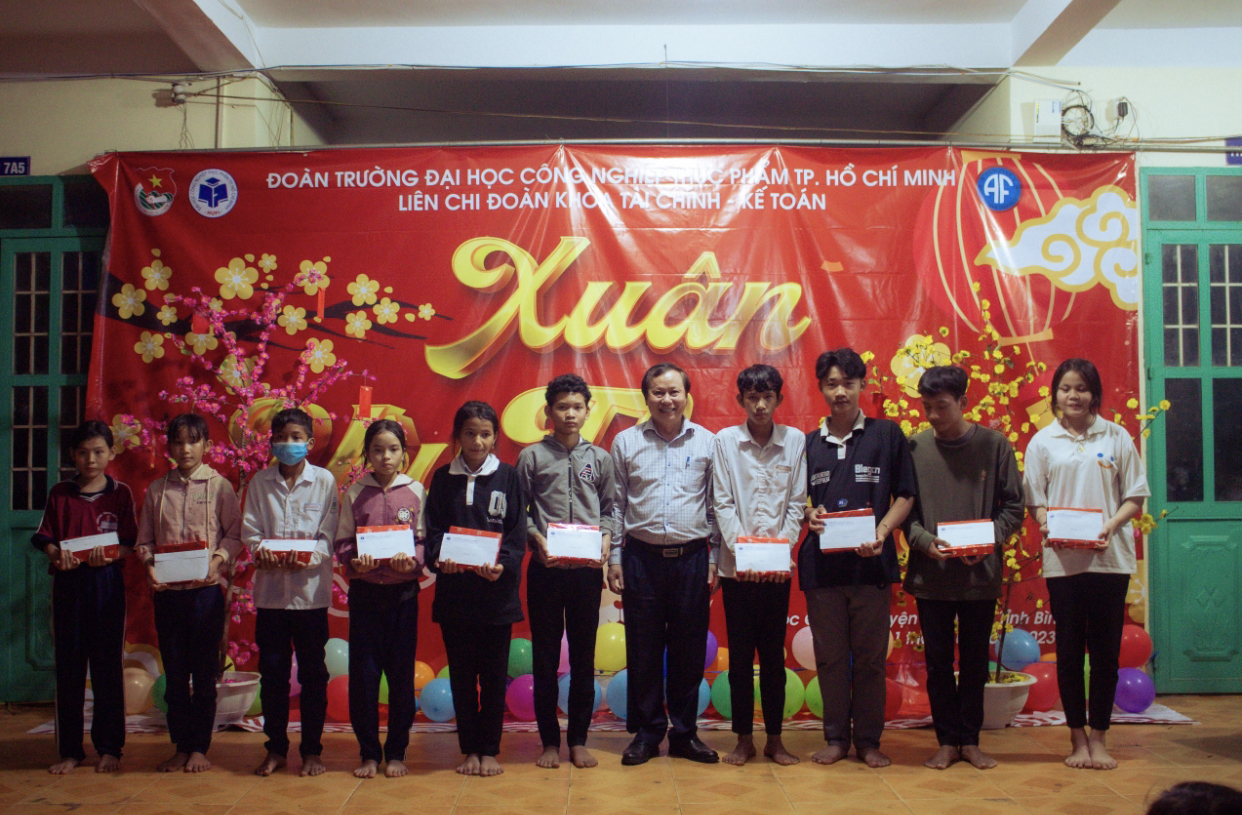 Xuân yêu thương năm 2023